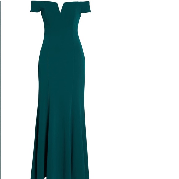 NWT VINCE CAMUTO Notched Off Shoulder Gown 16 XL - Picture 4 of 8
